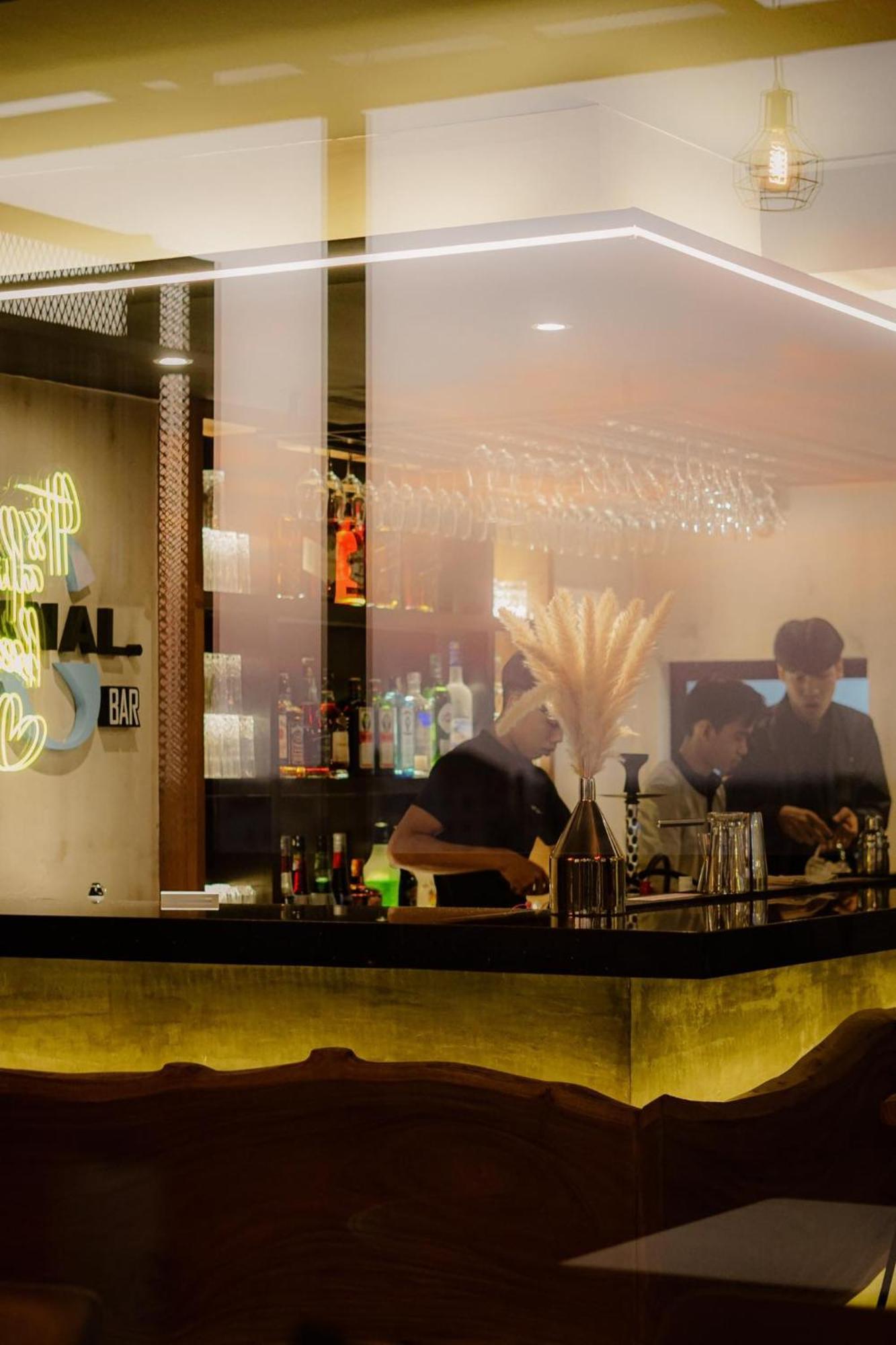 Serene Stays Hotel Yangon Exterior photo